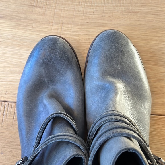 Free people leather boots grey worn once - Picture 6 of 6